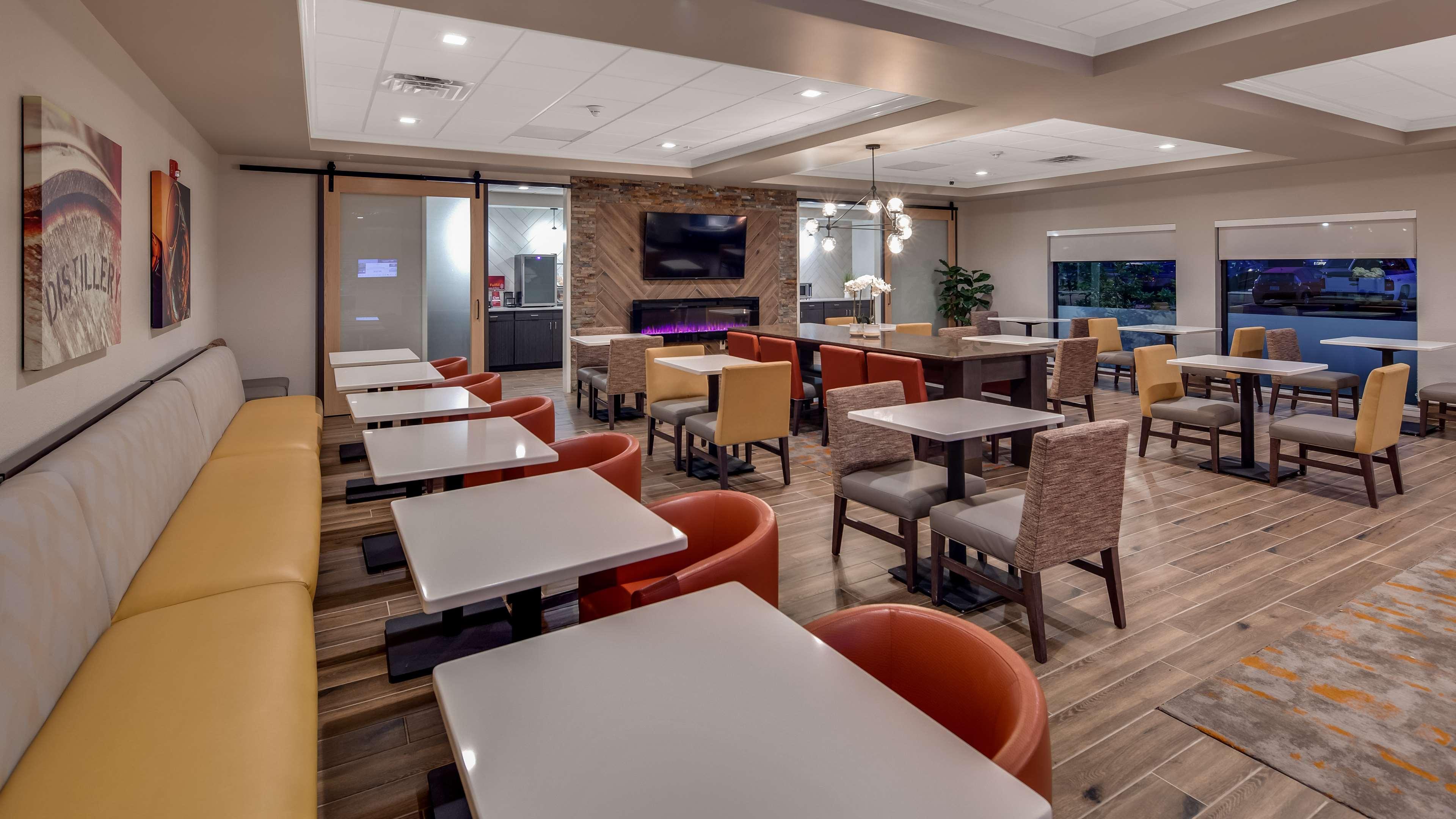Best Western Plus Elizabethtown Inn & Suites Zewnętrze zdjęcie